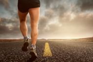 The mountain climber exercise targets the leg muscles. (Photo via Pexels/kinkate Gruber)